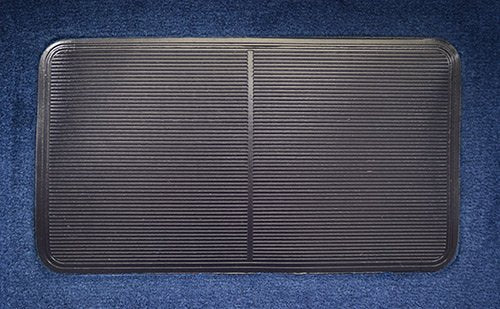 Replacement Auto Carpet Floor Liner - Molded Cutpile - fits 1989-1995 Toyota Pickup Extended Cab 2wd and 4wd with Lid Covers (Black)